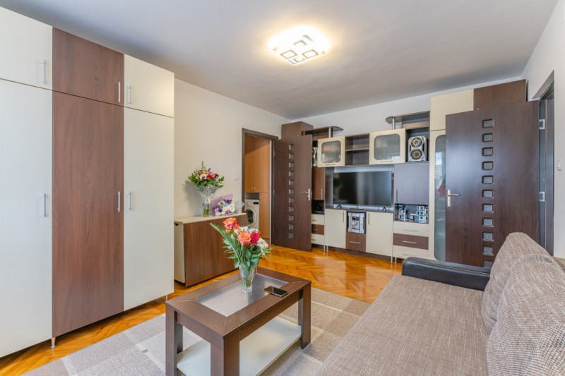 Apartament cu 2 camere in Cartierul Florilor 