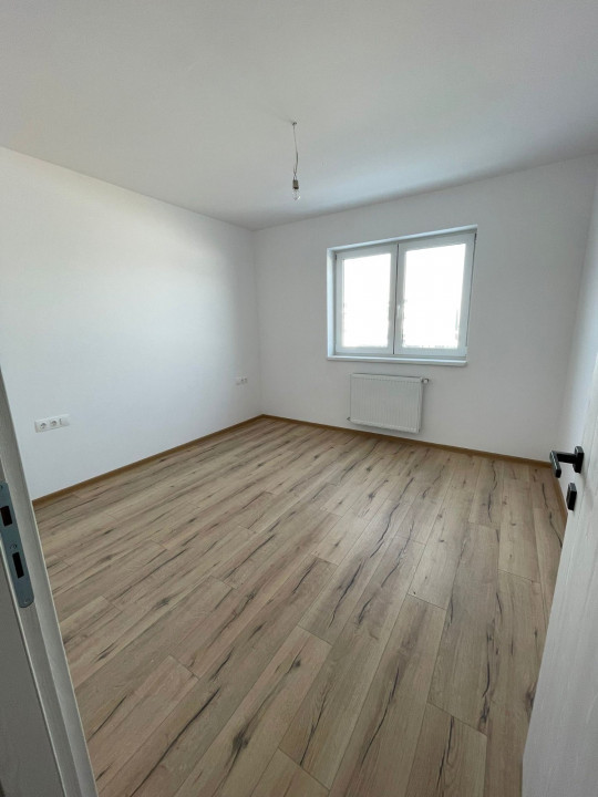 Apartament cu 2 camere, partial mobilat in cartierul Tractorul