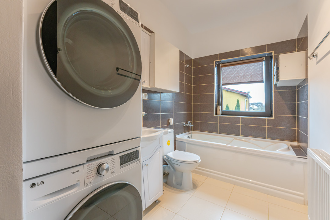 Apartament 2 camere, zona case / vile, cartier Tractorul