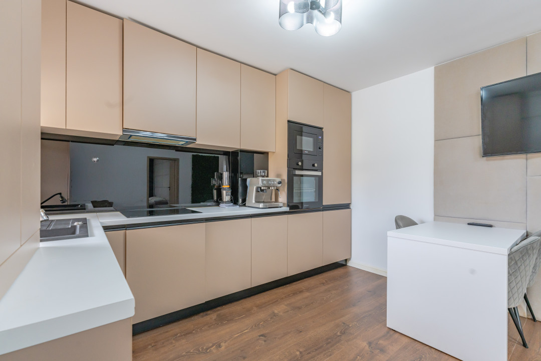 Apartament 2 camere, zona de case / vile, cartier Tractorul