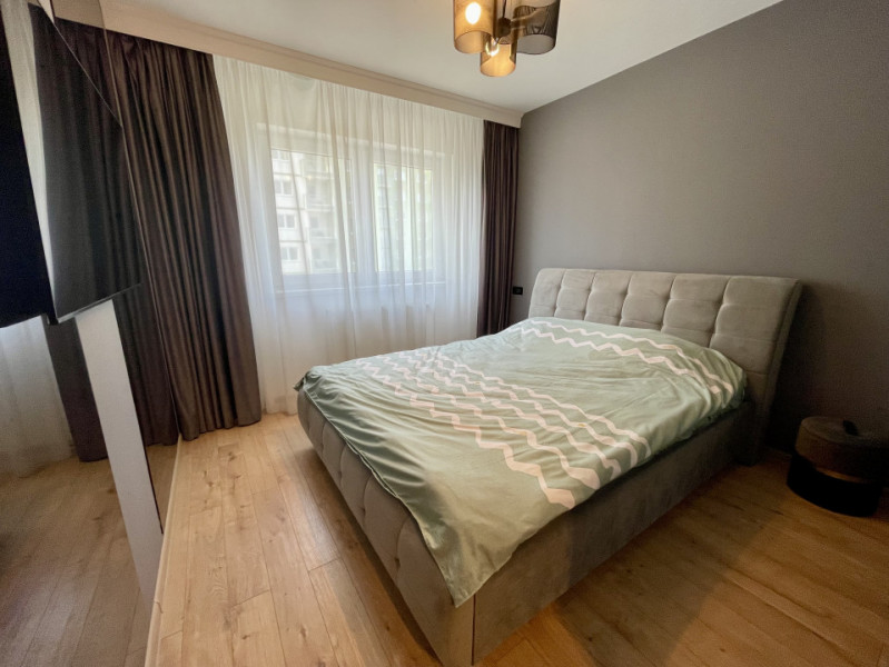 Apartament modern | Tractorul | Coresi - Prima inchiriere