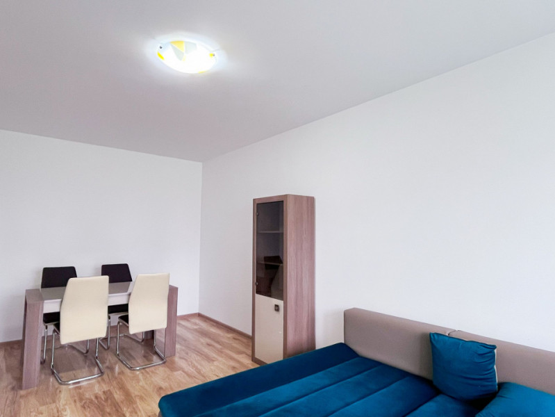 Apartament cu 2 camere in Tractorul