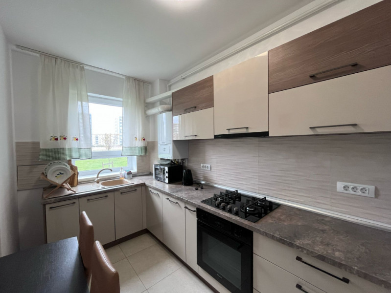 Apartament cu 2 camere in Tractorul