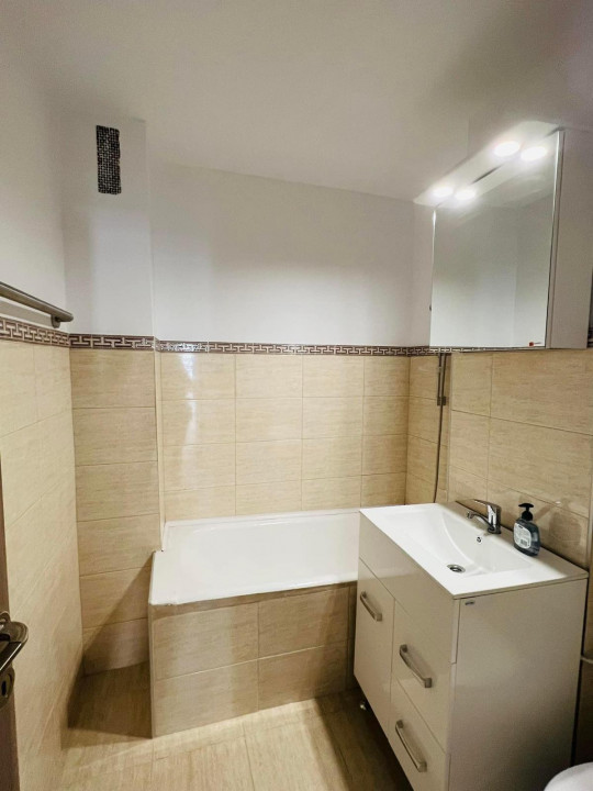 Apartament 3 Camere de Închiriat | Zona 13 Decembrie | Modern și Spațios