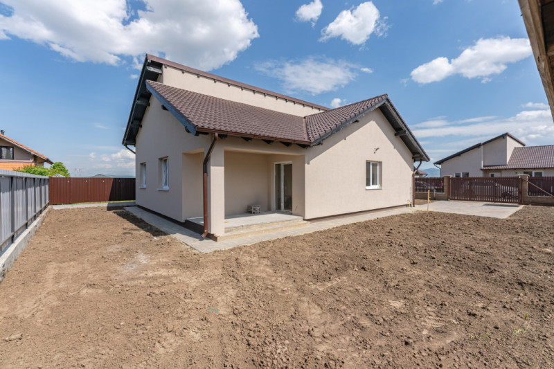 Casa pe parter | noua, gata de mutat | utilitati complete | comision 0 %