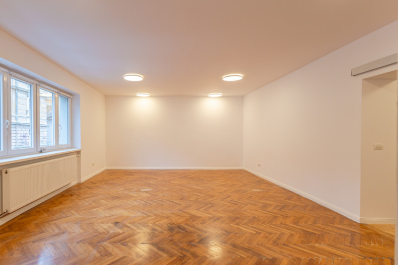 Spatiu comercial pretabil: clinica medicala, spatii de birou - locatie Centrala