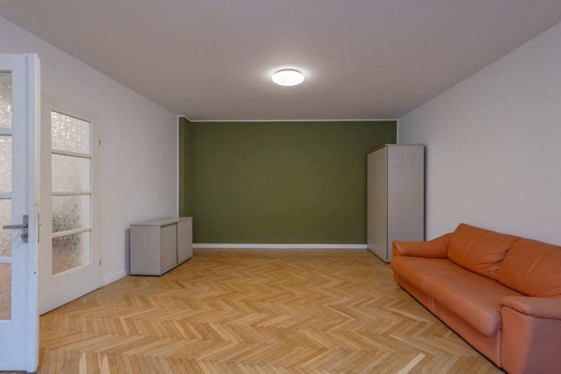 Spatiu comercial pretabil: clinica medicala, spatii de birou - locatie Centrala