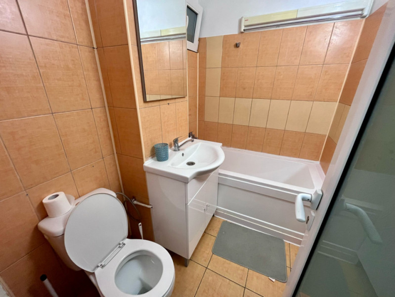 Apartament cu 2 camere in zona Vlahuta 