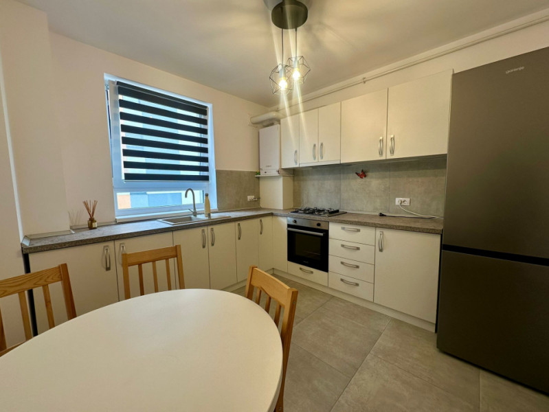Închiriere apartament 2 camere – zona Tractorul