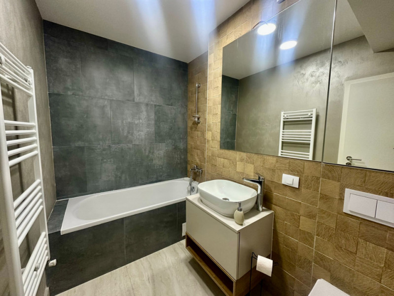 Închiriere apartament 2 camere – zona Tractorul