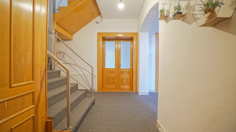 Birouri private de inchiriat in cladire tip HUB imobiliar 