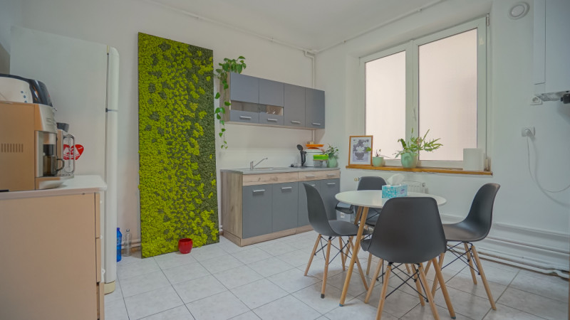 Birouri private de inchiriat in cladire tip HUB imobiliar 