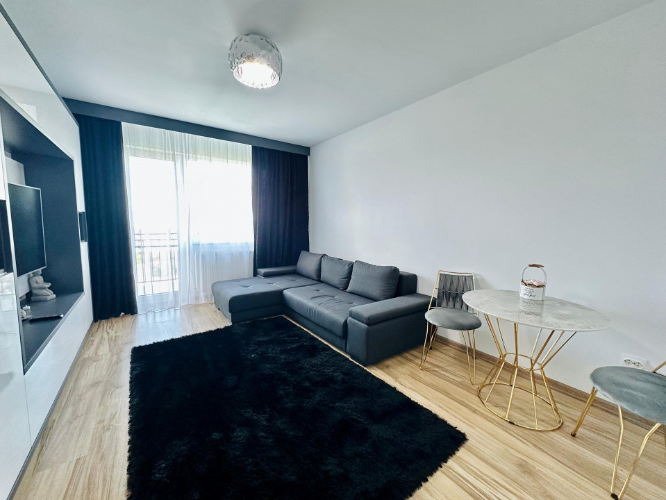 Apartament modern cu 2 camere în Tractorul 