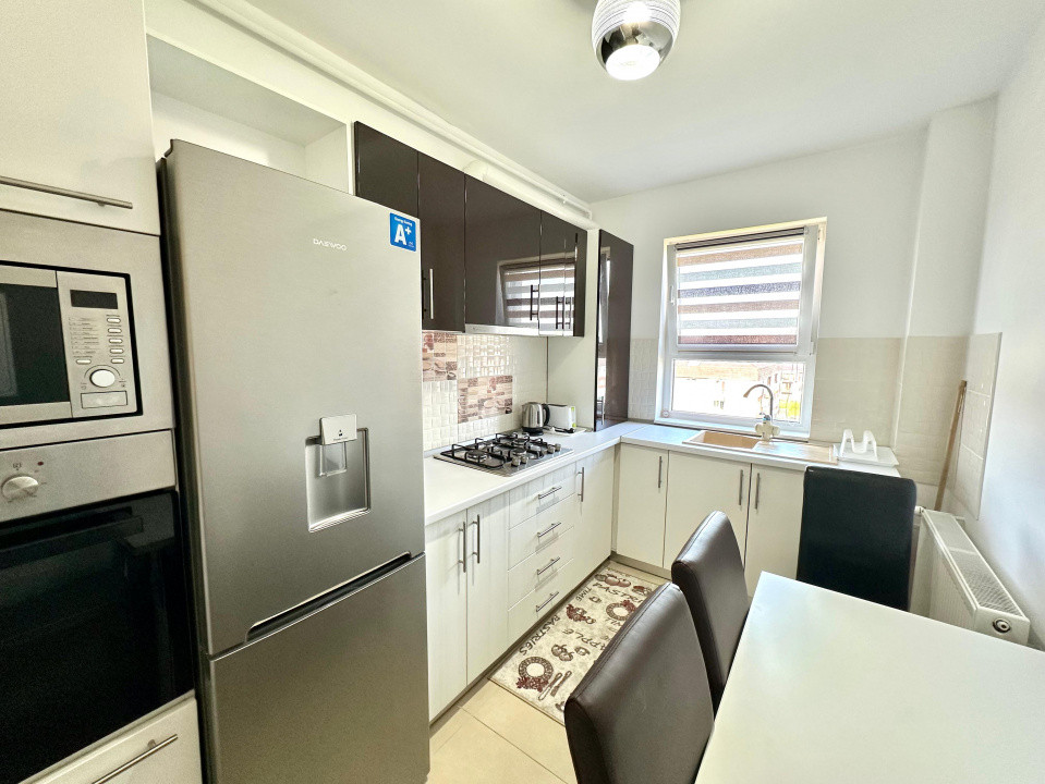 Apartament modern cu 2 camere în Tractorul 