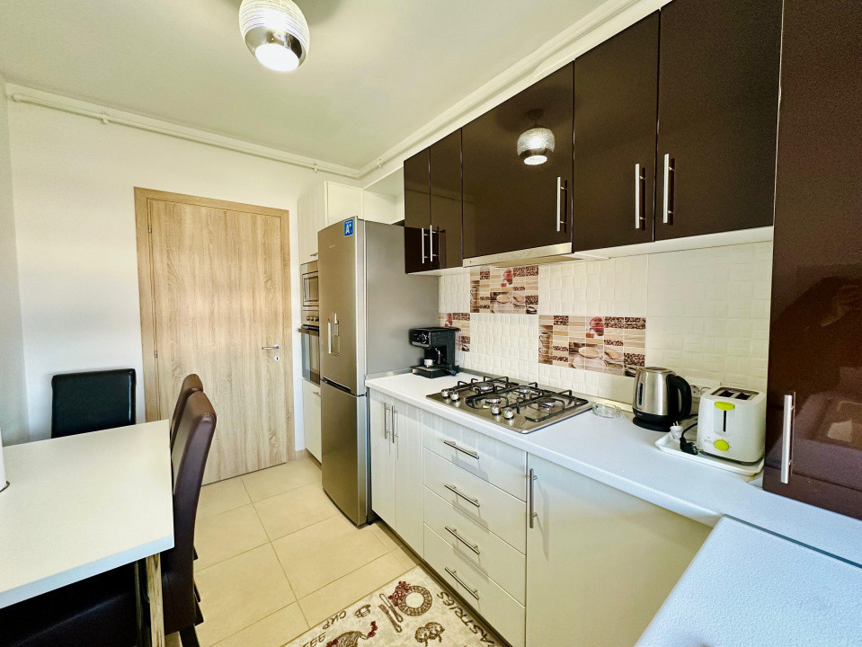 Apartament modern cu 2 camere în Tractorul 
