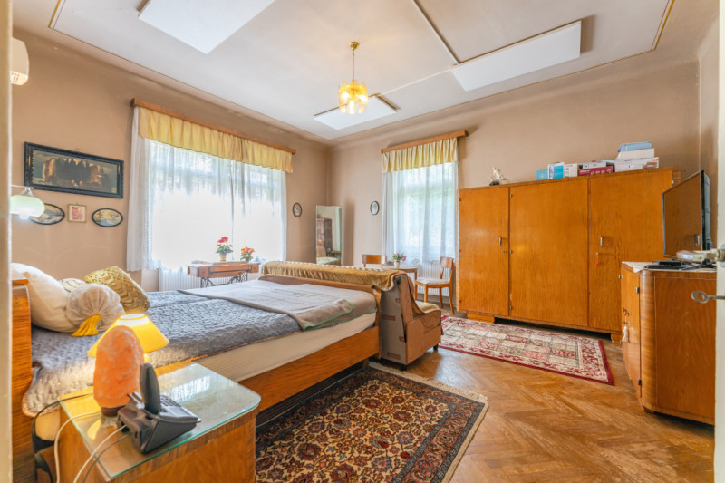 Casa deosebita, teren 749mp, str. Ion Ratiu