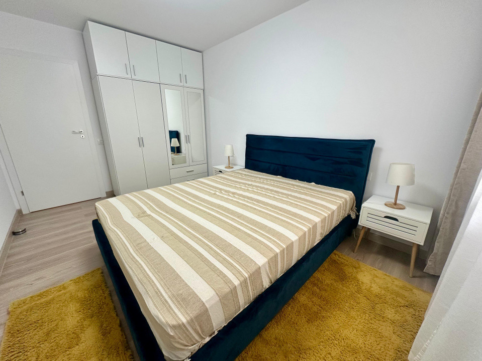 Apartament Modern cu 2 Camere în Urban Plaza 