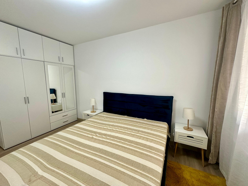 Apartament Modern cu 2 Camere în Urban Plaza 