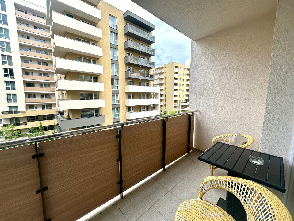 Apartament Modern cu 2 Camere în Urban Plaza 