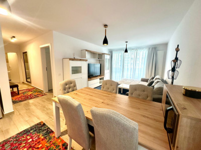 Apartament Modern cu 2 Camere în Urban Plaza 