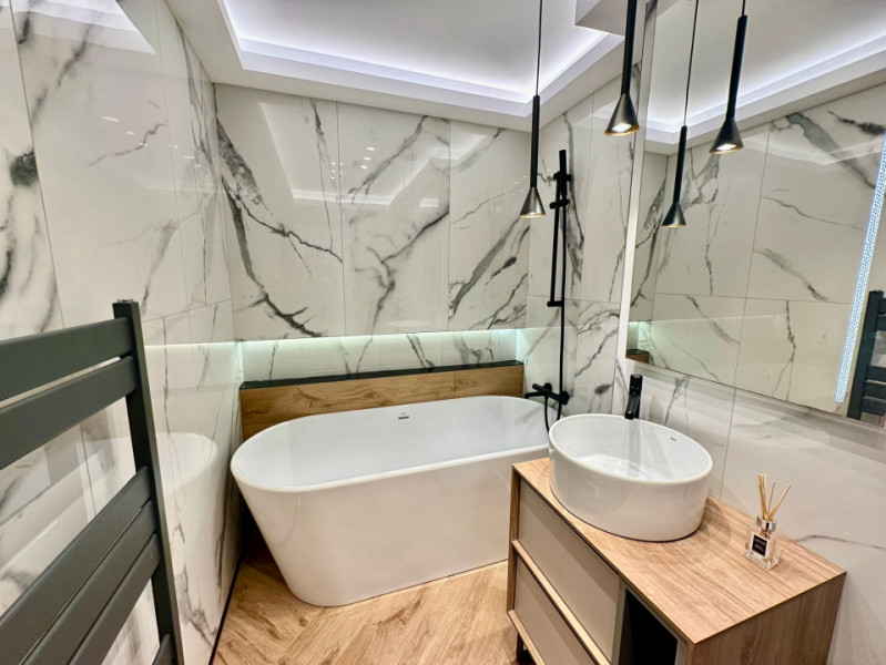 Apartament cochet cu 2 camere in Cosmopolit   
