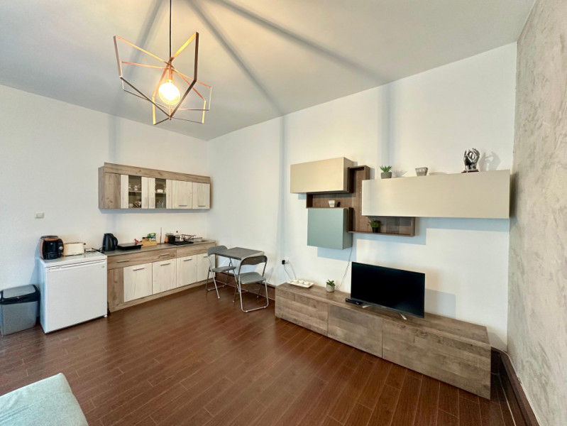 Apartament cochet de doua camere pe Republicii 