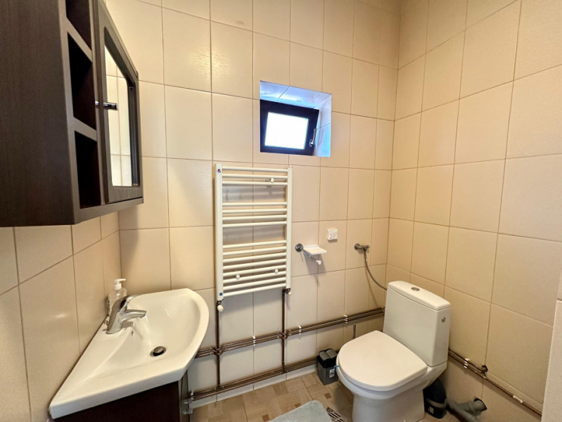 Apartament cochet de doua camere pe Republicii 