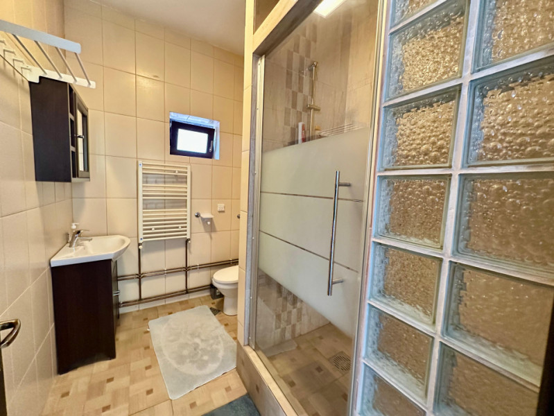 Apartament cochet de doua camere pe Republicii 