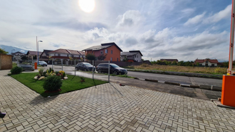 Apartament cochet in zona case / vile, Coresi
