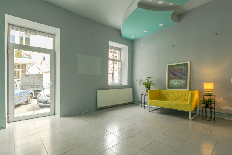 Spatiu comercial, C. Istoric, ideal cabinet avocat/asigurari/agentie turism