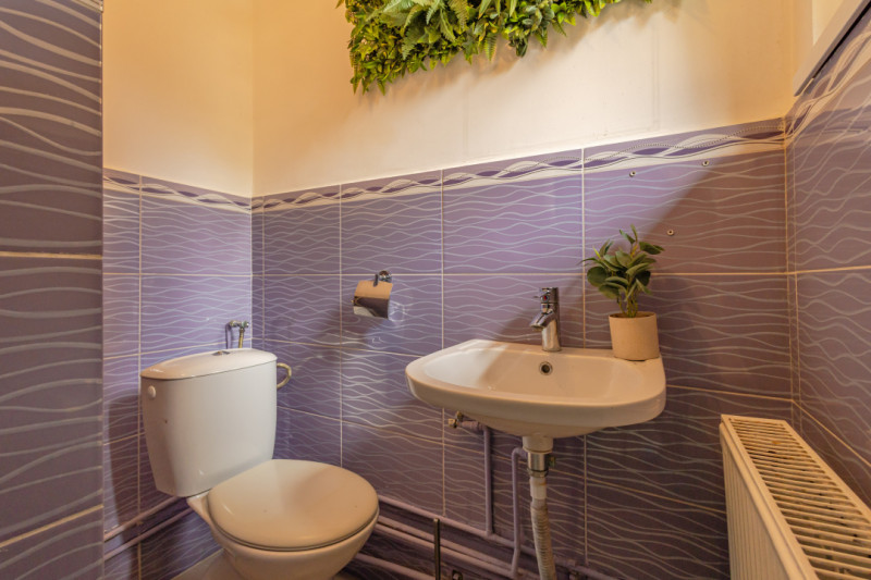 Spatiu comercial, C. Istoric, ideal cabinet avocat/asigurari/agentie turism