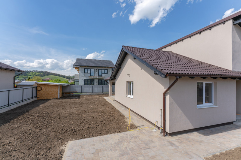 Casa pe parter | utilitati complete | predare in iulie 2025