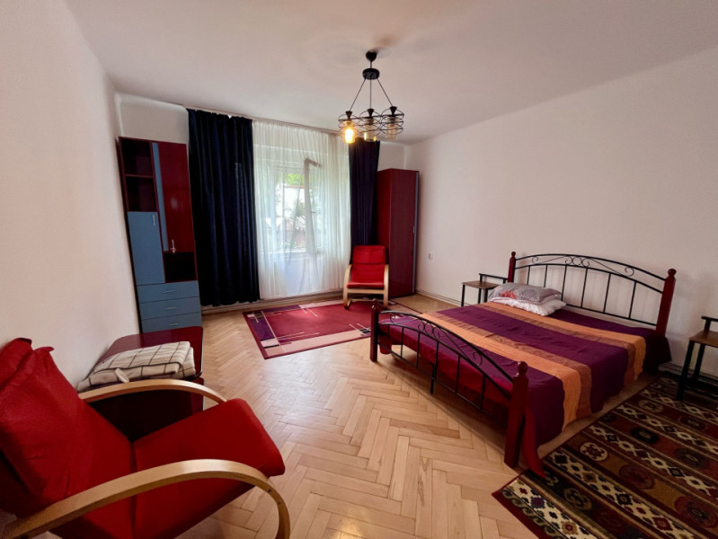 Apartament cu 2 camere pe Strada Lunga 