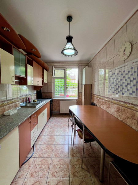 Apartament cu 2 camere pe Strada Lunga 