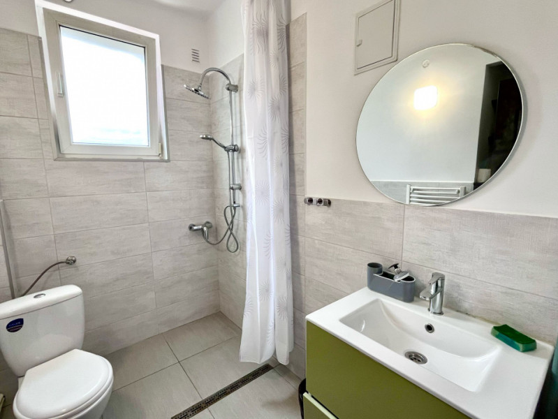 Apartament cu 2 camere pe Strada Lunga 