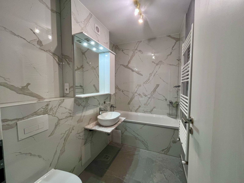 Studio modern in Vivamus, zona Coresi 
