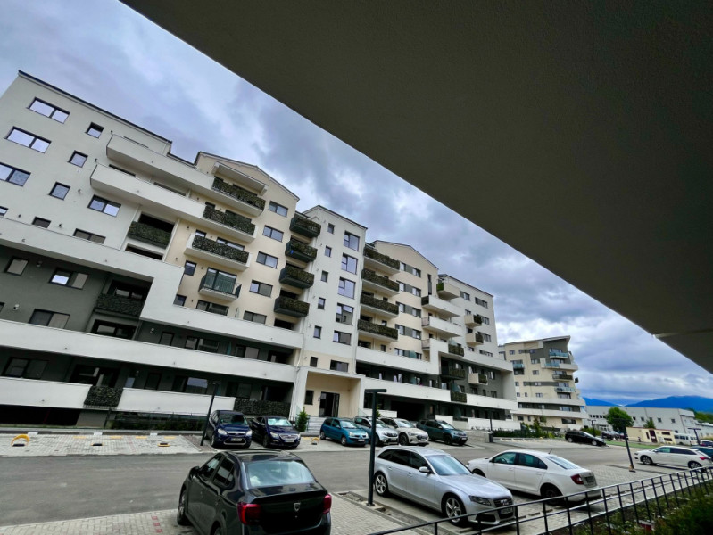 Studio modern in Vivamus, zona Coresi 