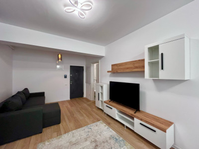 Studio modern in Vivamus, zona Coresi 