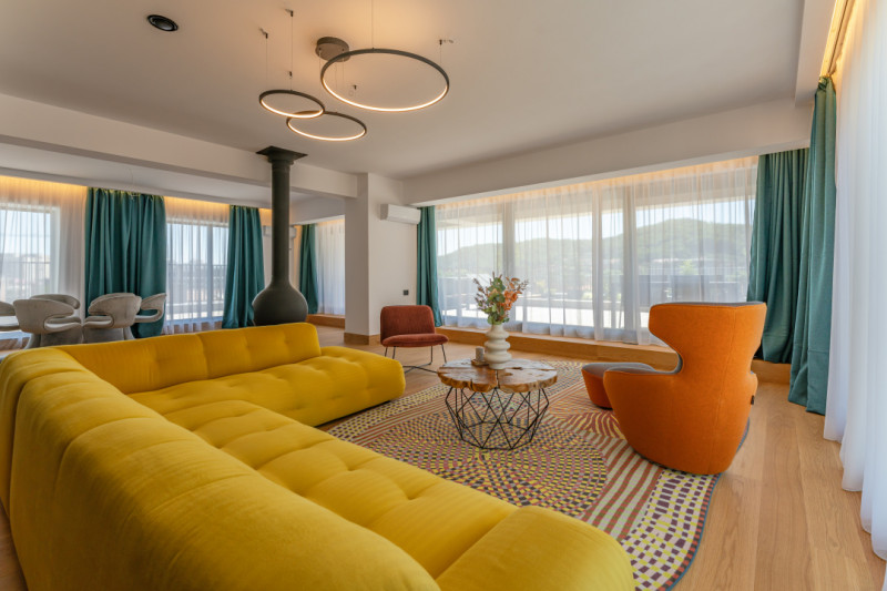 TRĂIEȘTE LUXUL – PENTHOUSE UNIC CU VEDERE SPRE TÂMPA