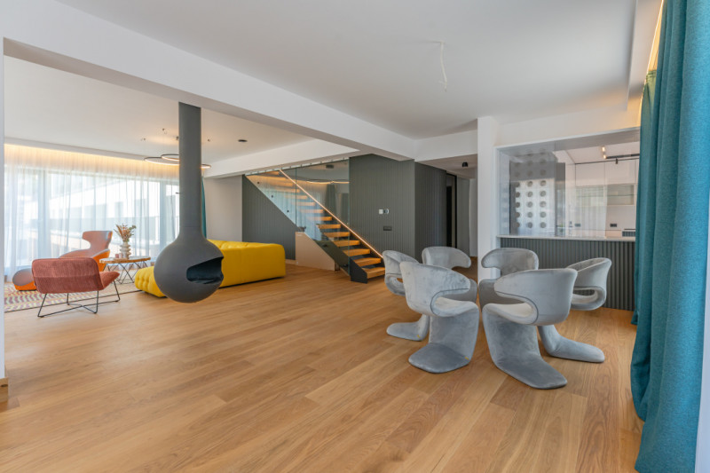 TRĂIEȘTE LUXUL – PENTHOUSE UNIC CU VEDERE SPRE TÂMPA