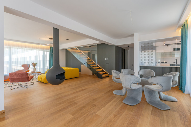 TRĂIEȘTE LUXUL – PENTHOUSE UNIC CU VEDERE SPRE TÂMPA