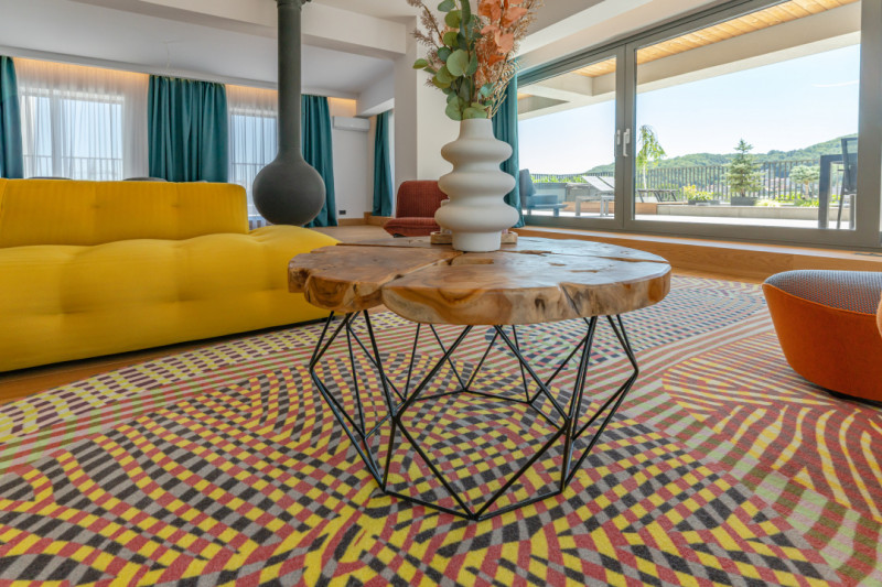 TRĂIEȘTE LUXUL – PENTHOUSE UNIC CU VEDERE SPRE TÂMPA
