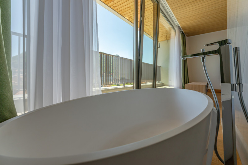 TRĂIEȘTE LUXUL – PENTHOUSE UNIC CU VEDERE SPRE TÂMPA