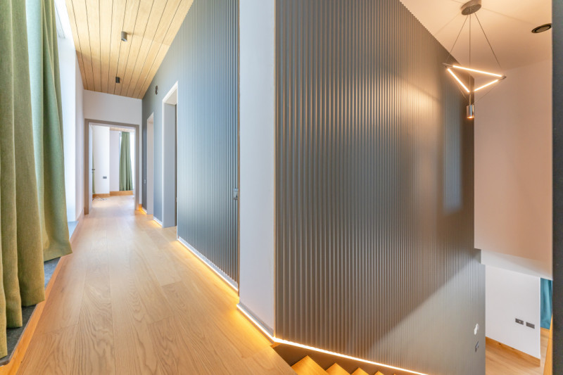 TRĂIEȘTE LUXUL – PENTHOUSE UNIC CU VEDERE SPRE TÂMPA