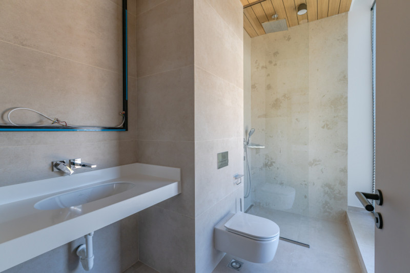 TRĂIEȘTE LUXUL – PENTHOUSE UNIC CU VEDERE SPRE TÂMPA