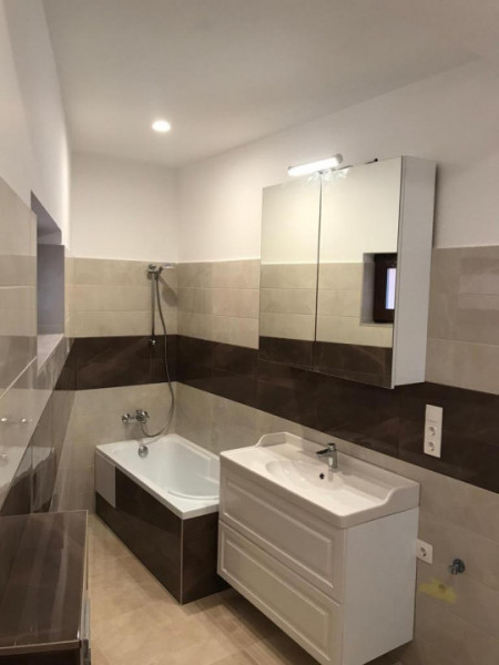 Apartament cu 3 camere la casa, Dealul Cetatii
