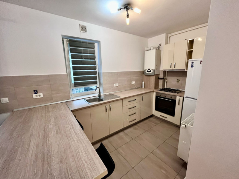 Studio in Kasper, zona Coresi 