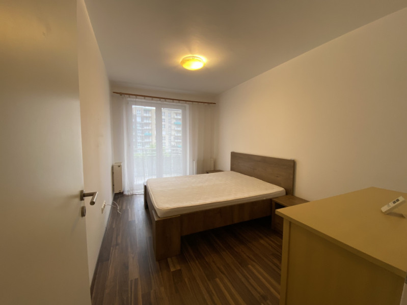 Studio de închiriat cu terasă și priveliște unică spre Tâmpa – zona Tractoru