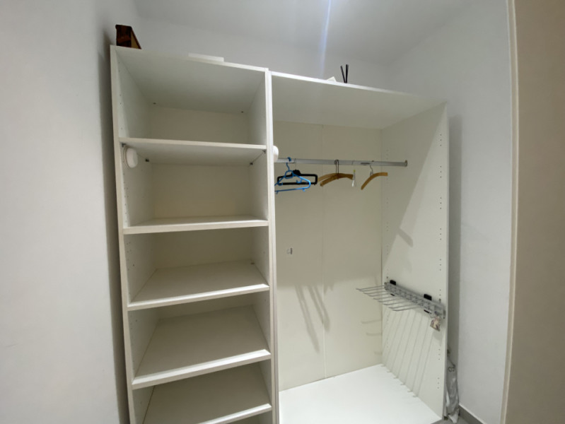 Studio de închiriat cu terasă și priveliște unică spre Tâmpa – zona Tractoru