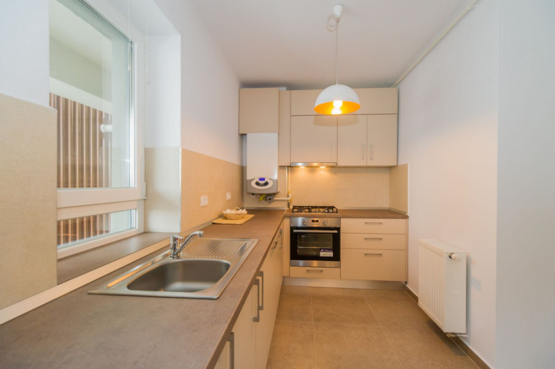 Apartament modern, langa Coresi